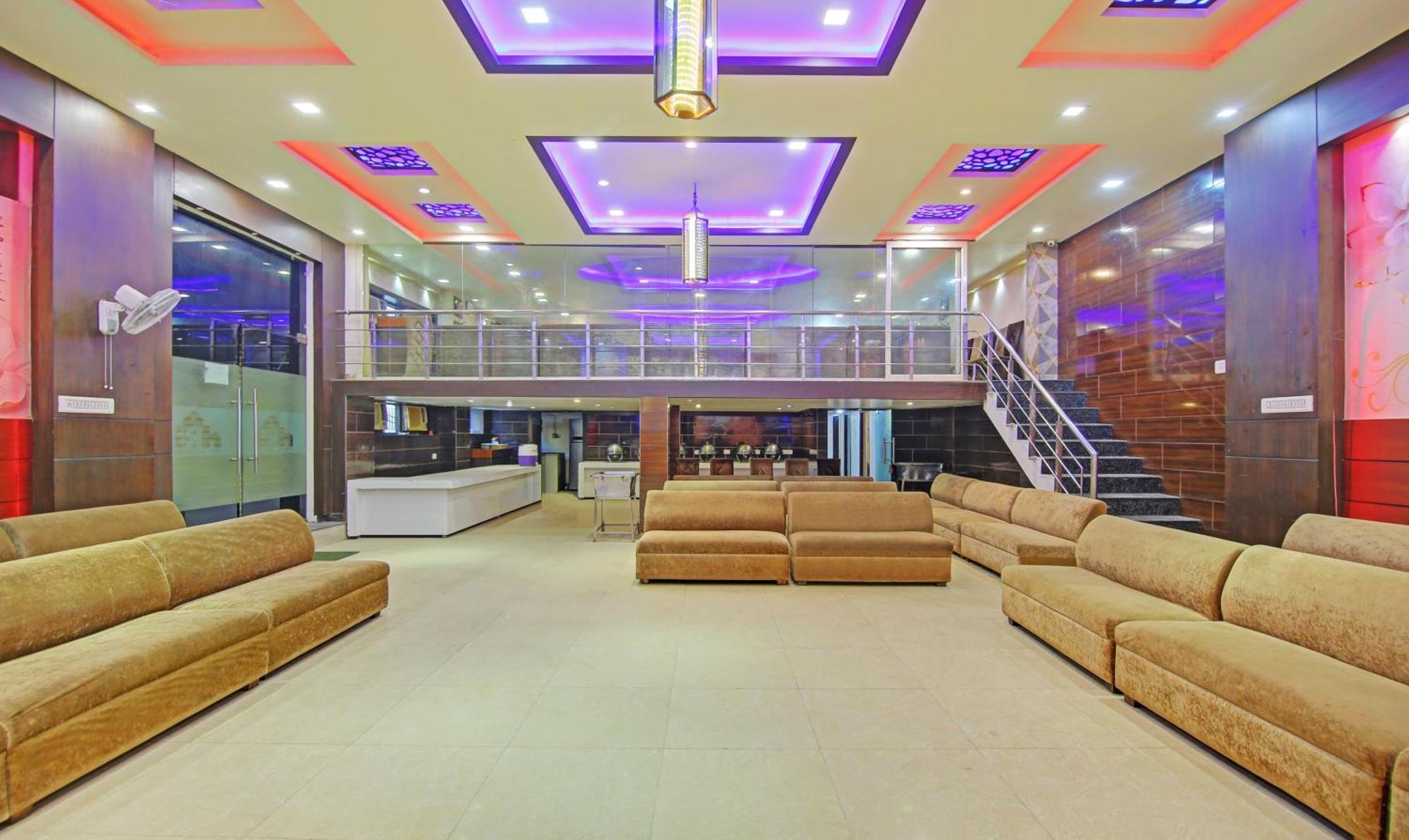 Itsy By Treebo - Royale Inn Мірут Екстер'єр фото